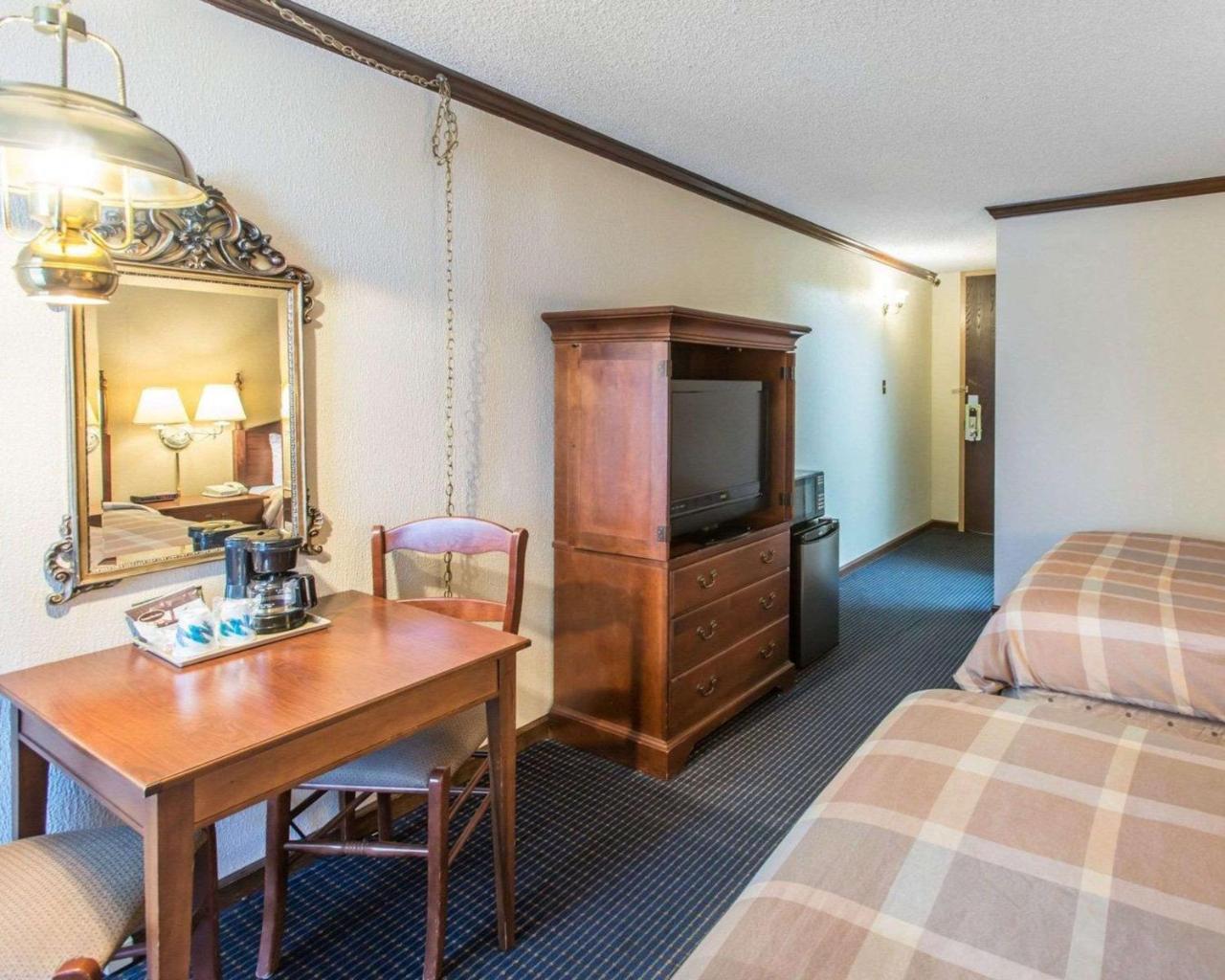 Rodeway Inn And Suites Boulder Broker 외부 사진